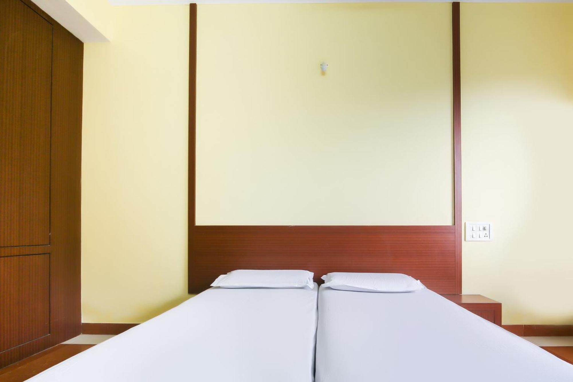 Hotel O Raviraj Classic Cana Εξωτερικό φωτογραφία
